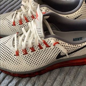 Men’s Nike air max